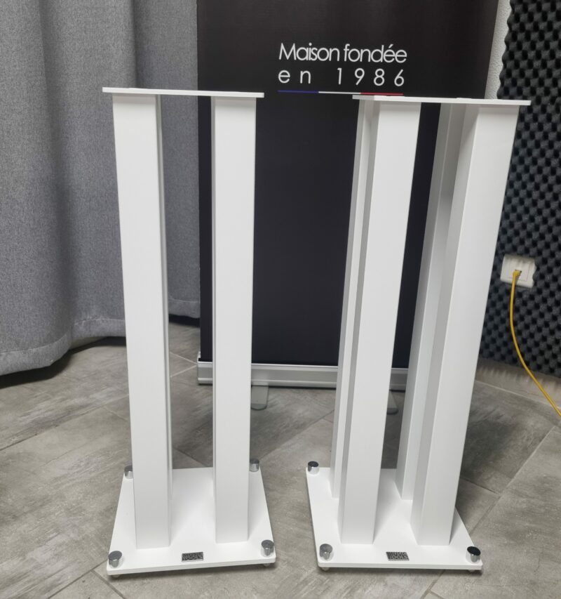 Pieds d’enceintes Music Tools blancs – 57%